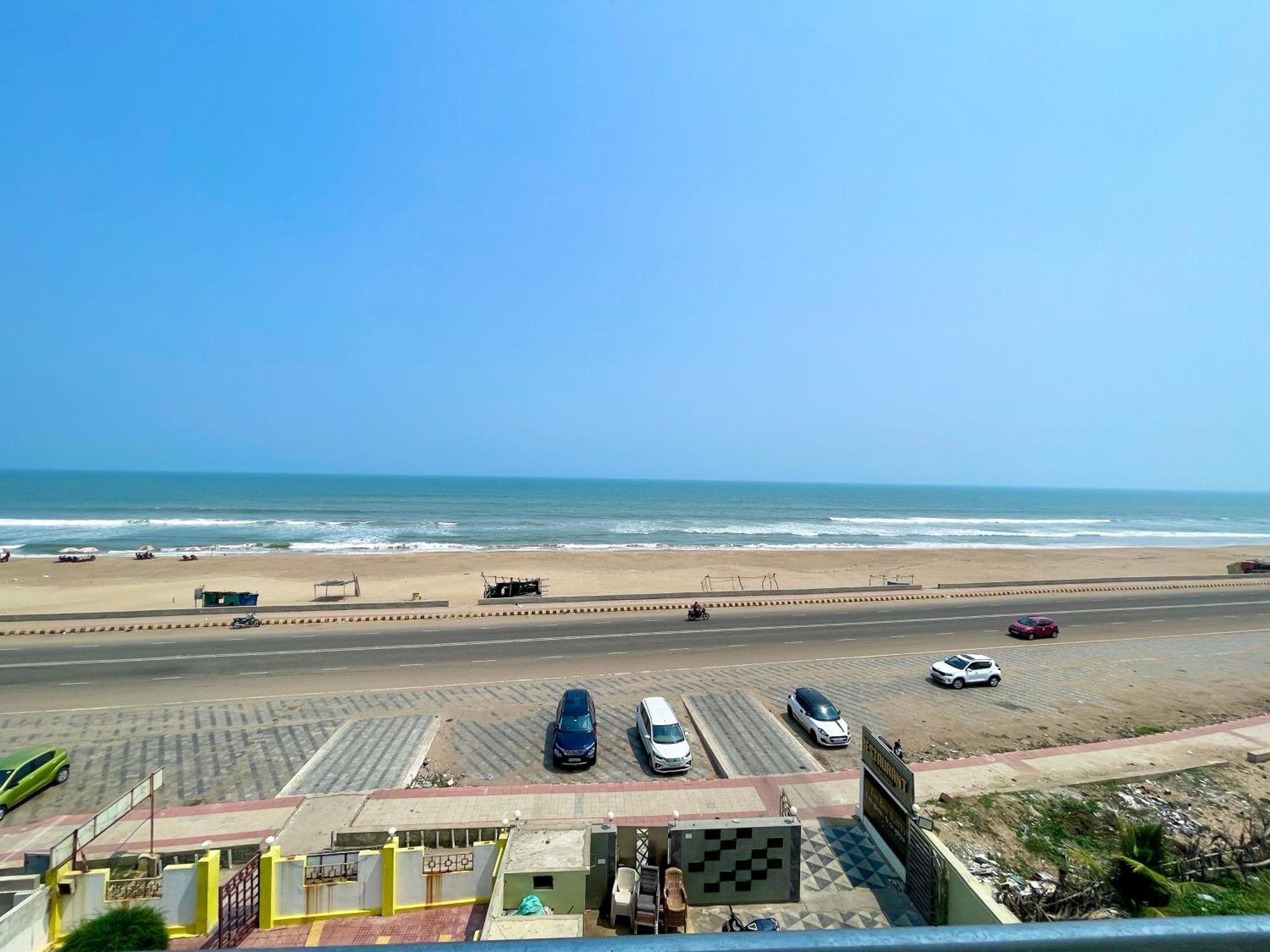 Hotel Tbs In Puri Buitenkant foto